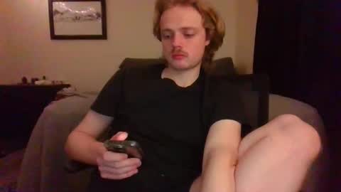 aidenisdunn online show from April 20, 9:34 am