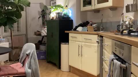 Spicyla online show from March 5, 6:39 pm