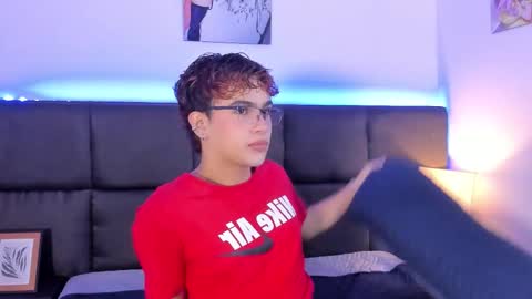 Aiden  online show from October 17, 12:31 pm