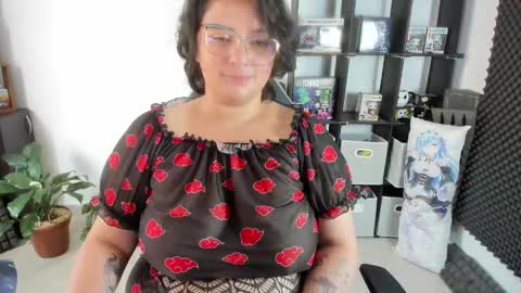 Catalina online show from January 10, 3:27 pm