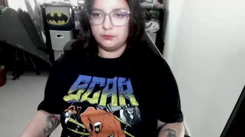 Catalina online show from January 19, 3:22 pm