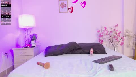 ainara_dolls online show from February 17, 3:16 am