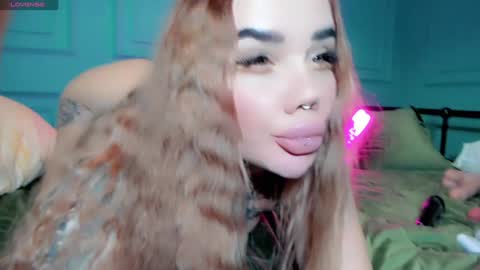 Aira online show from January 5, 4:06 pm