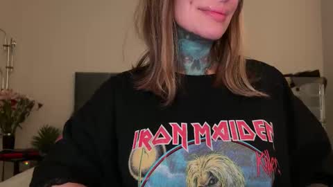 Airgead online show from February 25, 2:04 am