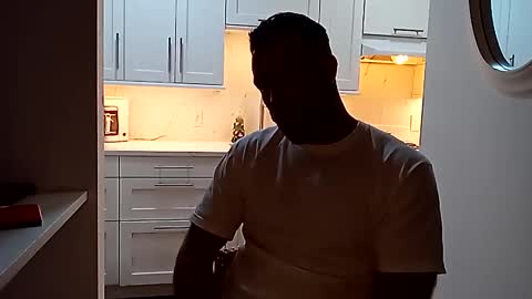Mikea online show from December 12, 2:26 am
