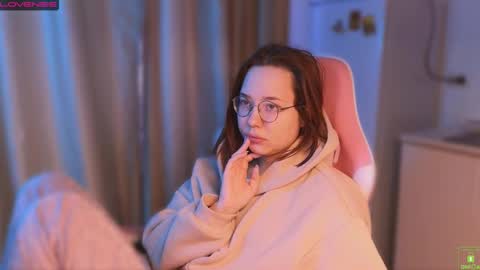 airyhill online show from February 2, 12:12 pm