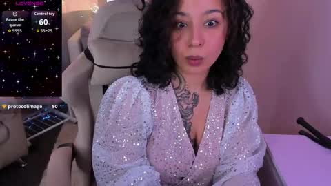 Aisha online show from March 7, 6:35 am