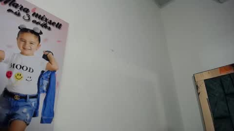 --  aisha -- online show from September 18, 3:10 am
