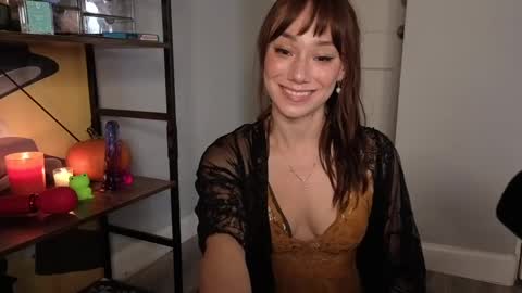 Aisha Lee online show from September 27, 6:11 am