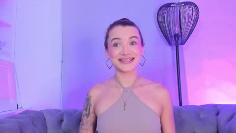 little aitana  online show from October 8, 4:40 am