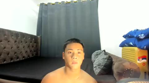 aizawa194624 online show from May 25, 6:25 pm