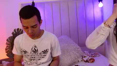 aji_golds online show from May 19, 6:37 pm