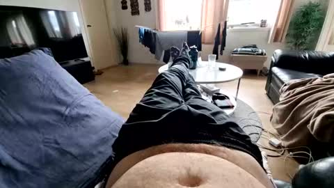 ak_2 online show from May 10, 7:37 am