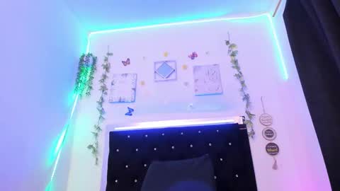 akarirosetti online show from October 6, 7:20 pm