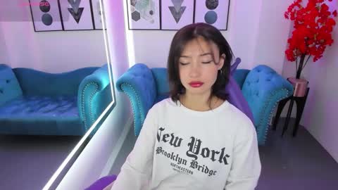 Azaka  online show from October 6, 12:34 pm