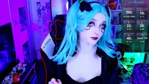 Aki online show from April 26, 7:00 pm