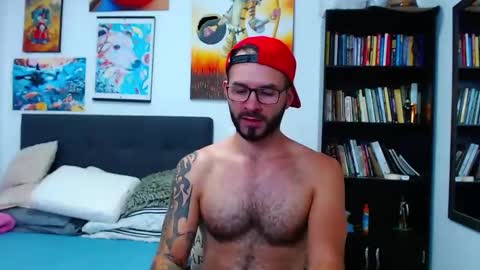 akiles online show from December 19, 11:03 pm