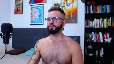 akiles online show from November 5, 11:29 pm