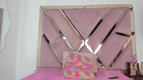 akiraht online show from October 25, 8:53 pm