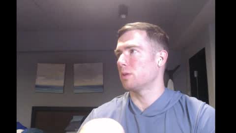 Alex online show from February 21, 7:32 pm