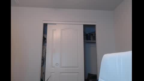 Alex online show from November 27, 8:33 am