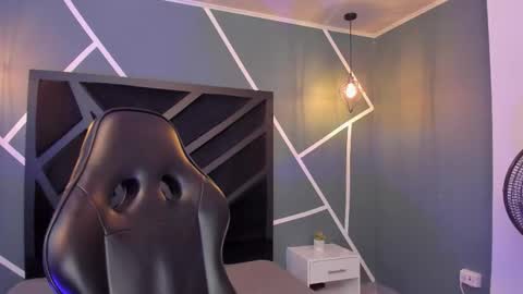 ALAHIA online show from September 23, 11:37 am