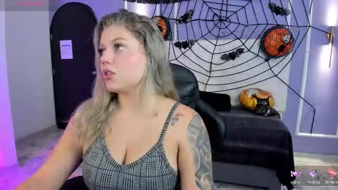 Alaia online show from October 21, 12:32 pm