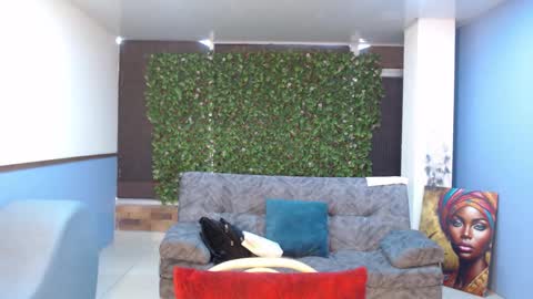 Alaia Skater online show from October 25, 7:03 pm