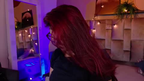  Alaia  online show from October 13, 11:34 am