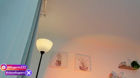  online show from June 19, 10:43 am