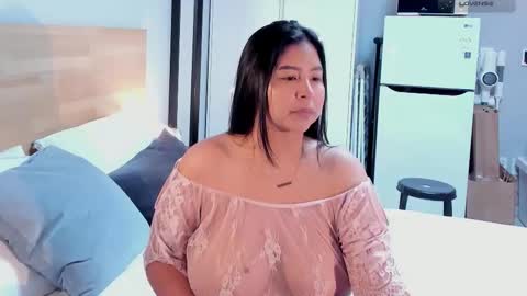     online show from January 12, 4:25 pm