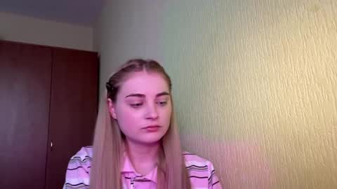 Emily online show from May 19, 4:14 pm