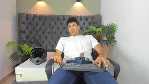 Alan online show from September 15, 1:01 pm