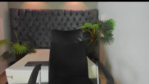 Alan online show from September 29, 1:21 pm