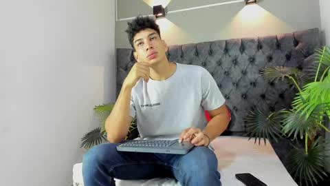 Alan online show from November 8, 12:41 pm