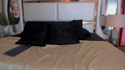 ---Alan--- online show from April 7, 4:36 am