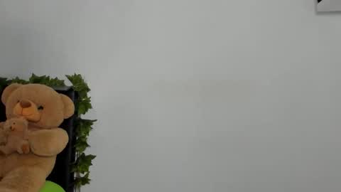 Alan online show from April 18, 2:08 pm