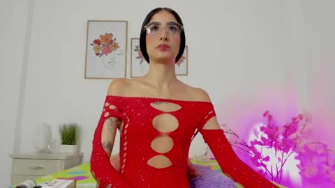 alana  online show from October 7, 2:40 am