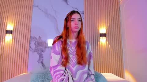 Snapshot of alana_333 chatting on September 14, 12:50 pm A L A N A online show from September 14, 12:50 pm