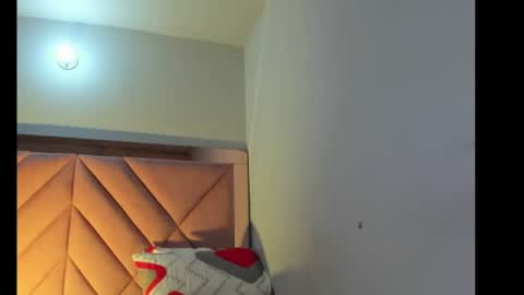 alanah connors online show from June 11, 12:32 am