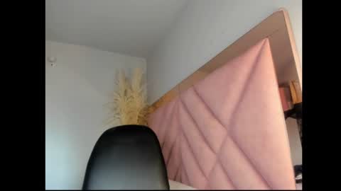 alanah connors online show from June 25, 9:20 pm