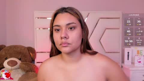alanarousse_ online show from June 2, 11:56 am