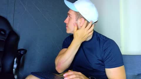 Alan Ferrer online show from March 17, 10:20 am