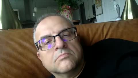 alankrieski1174 online show from October 13, 11:56 am