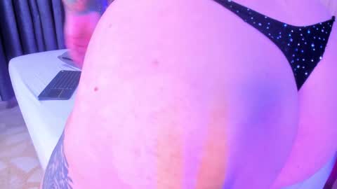 Alanna  online show from March 4, 6:10 am