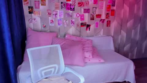 Alanna May will make your day P online show from April 11, 7:45 am