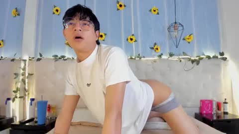 ale_aurarashi online show from October 6, 7:53 pm