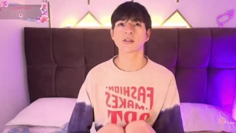 ale_aurarashi online show from April 10, 11:59 am