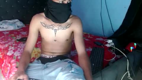 ale_squirt333 online show from March 27, 9:27 pm