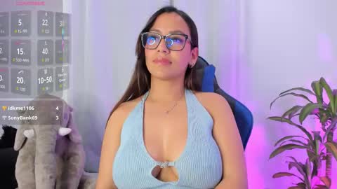 aleaa  online show from October 24, 1:28 am